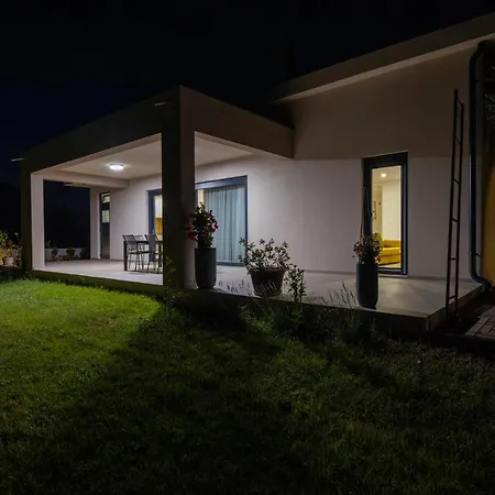 Villa J&p