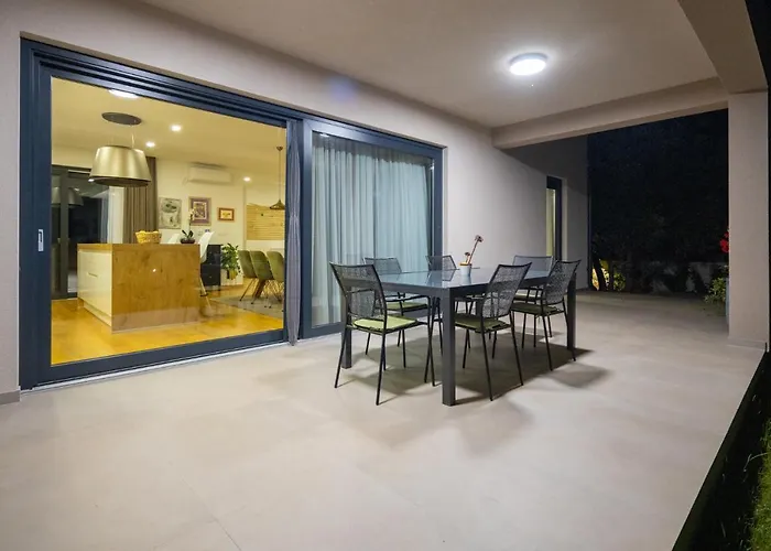 J&p Villa Sukošan