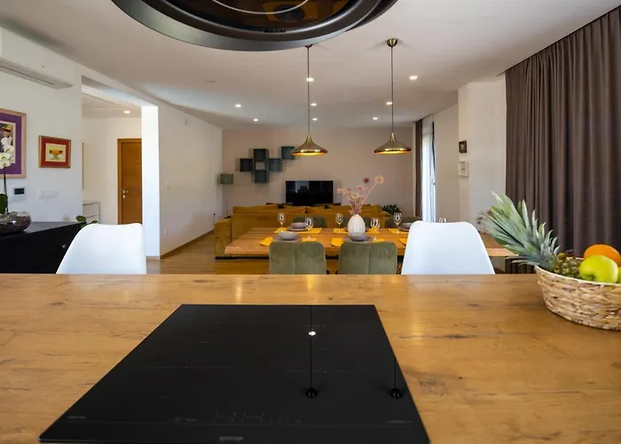 J&p Villa